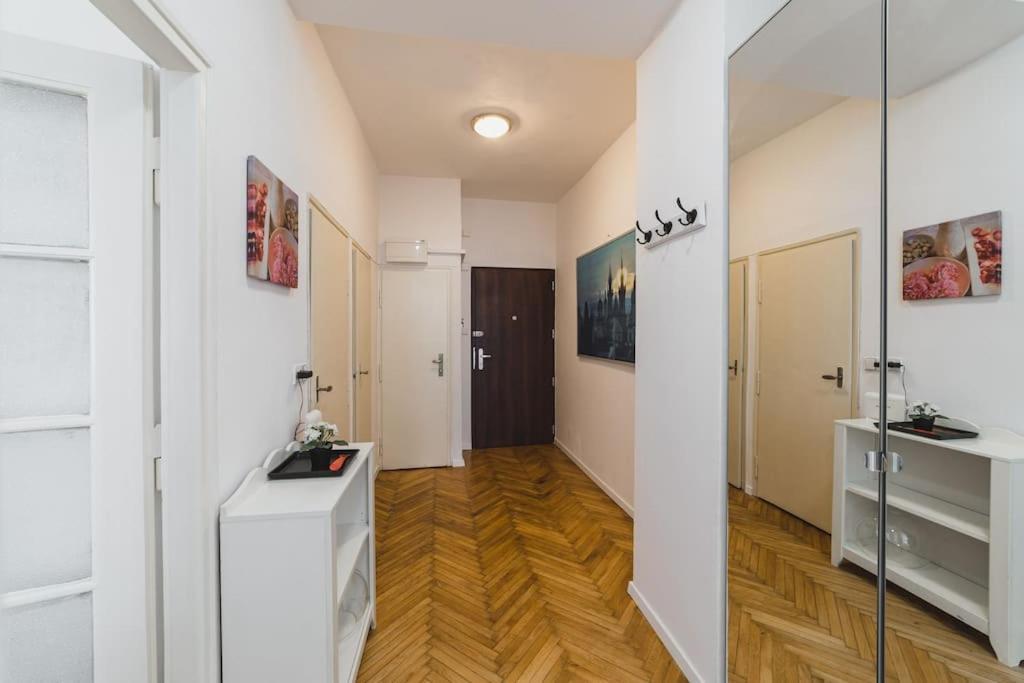 Dlouha Hemingway Praga